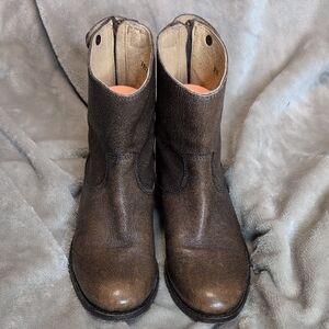FRYE Women's Melissa Snap Zip Short Antique Brown Leather Ankle Boots Sz 5.5B